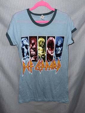 Def Leppard Band Photo Graphic Ringer T-Shirt Light Blue